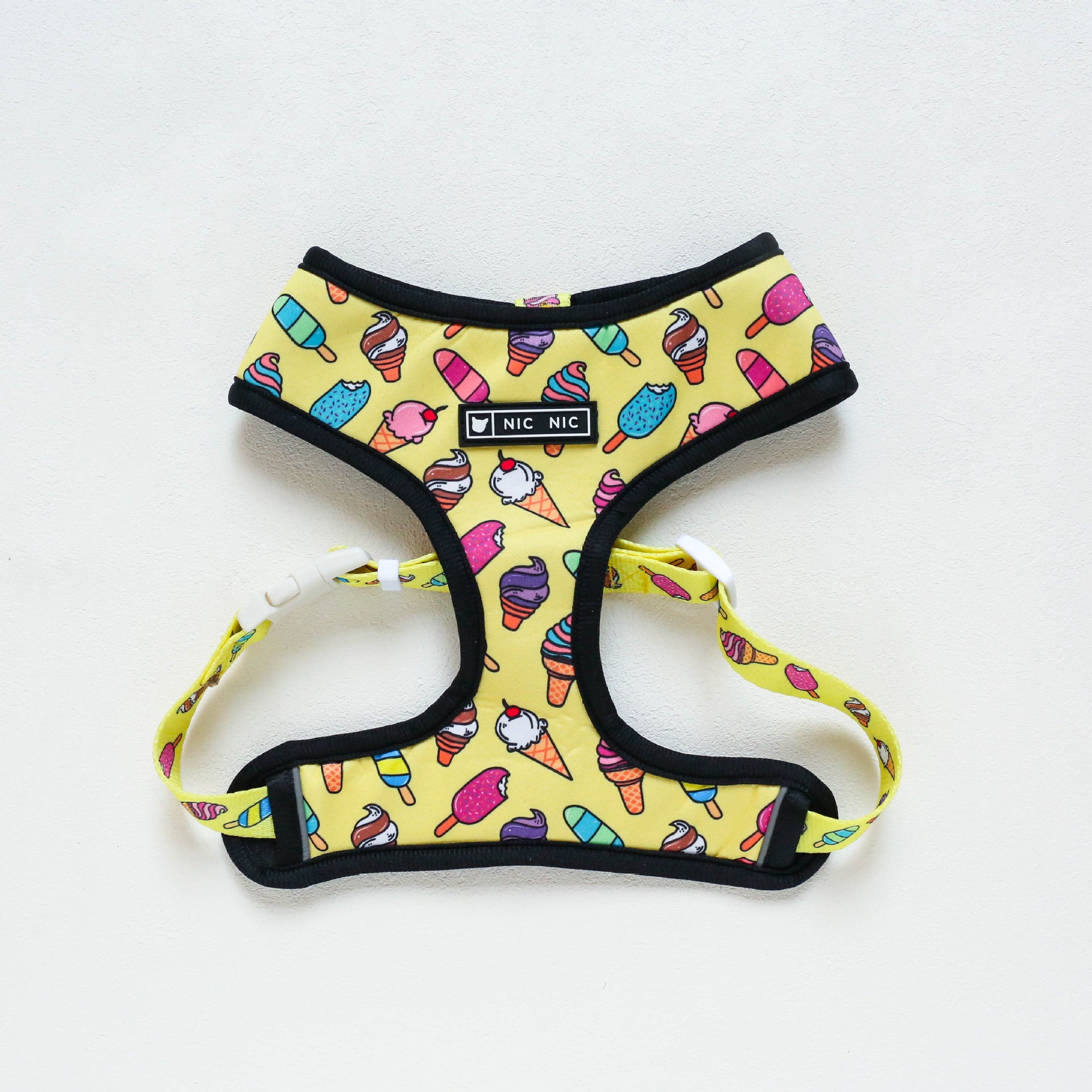 Ins explosion model dog small and medium-sized dog pets, breathable and breathable mesh leash