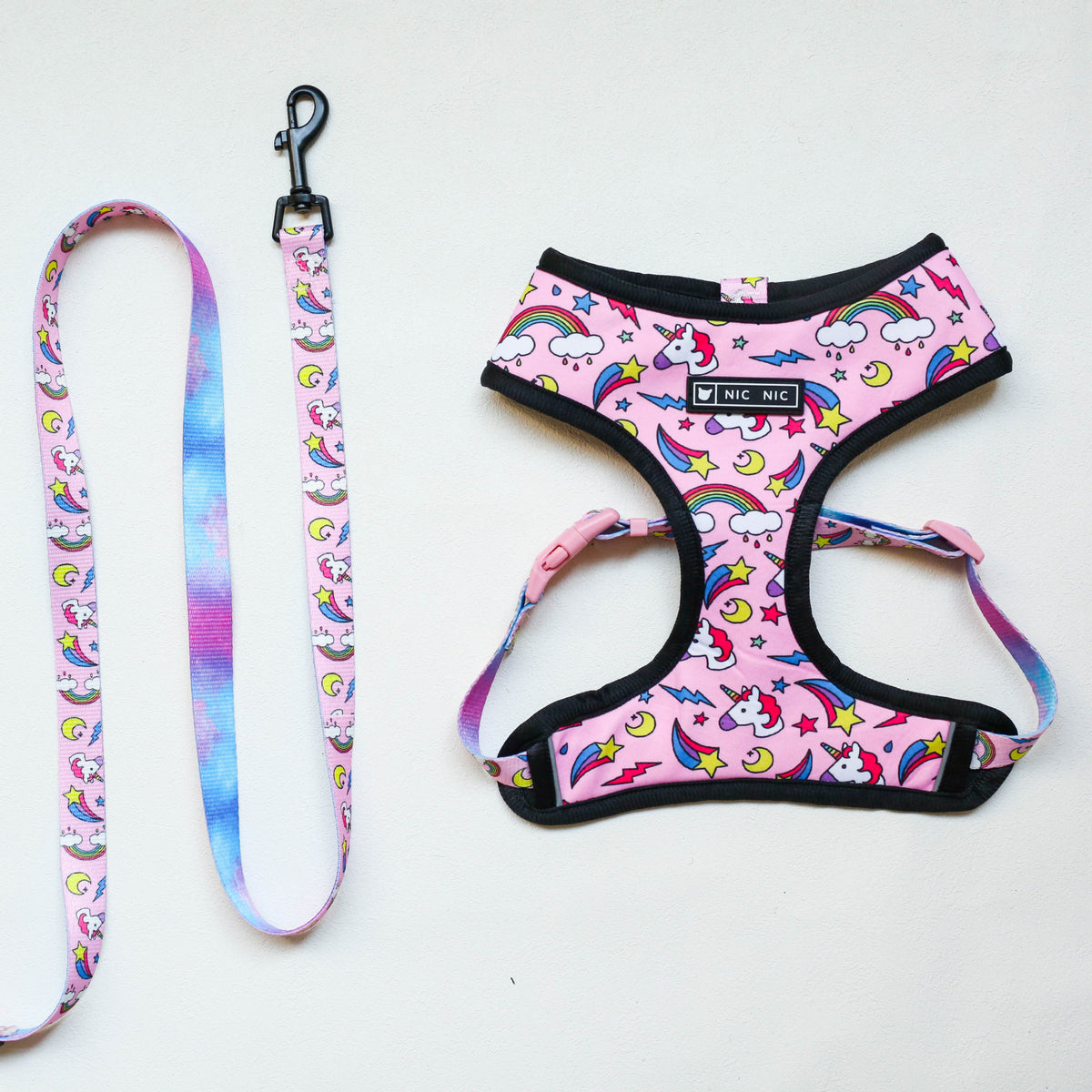 Ins explosion model dog small and medium-sized dog pets, breathable and breathable mesh leash